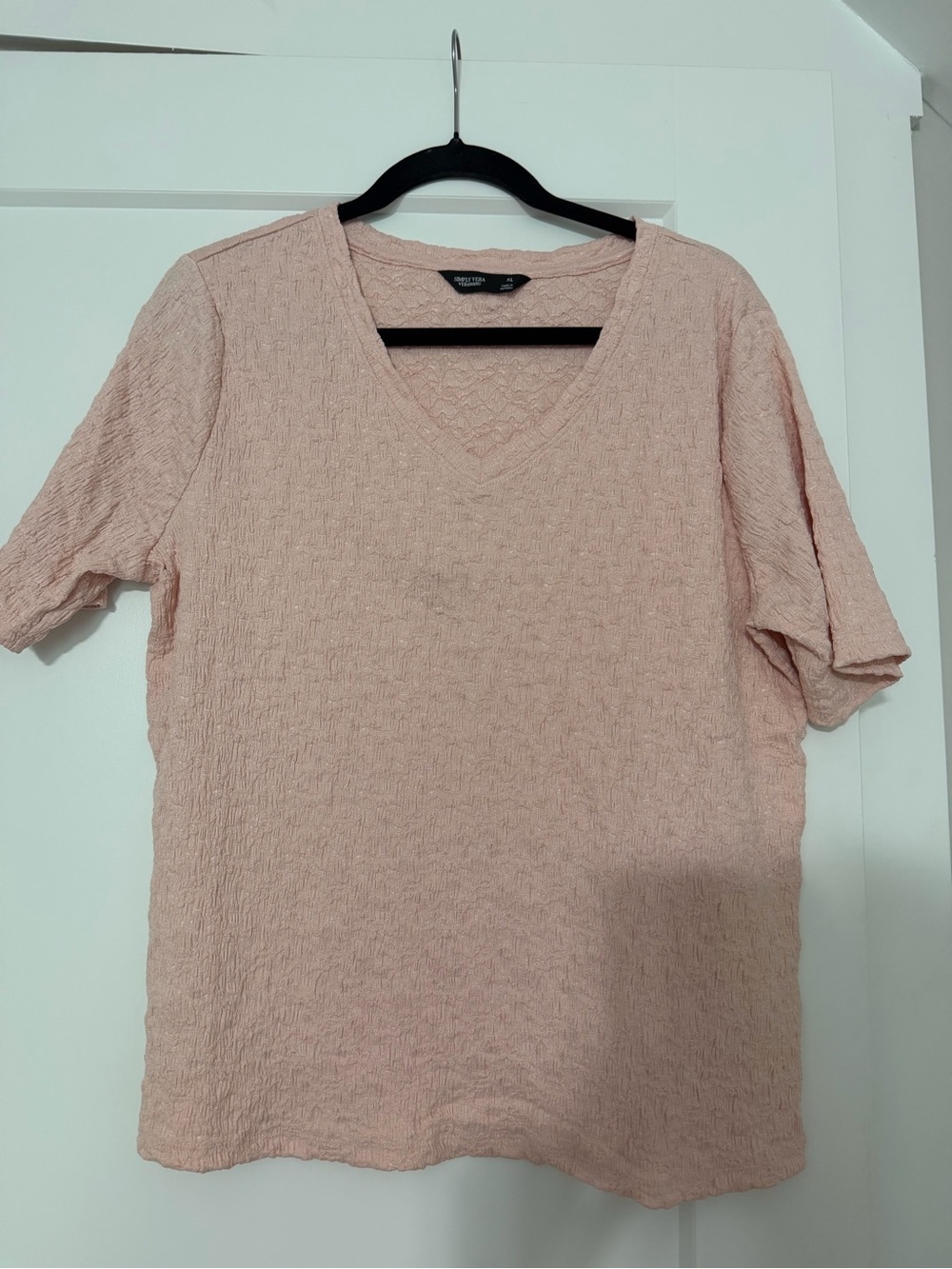 Simply Vera Vera Wang Pale Pink Textured V-Neck Short Sleeve Top